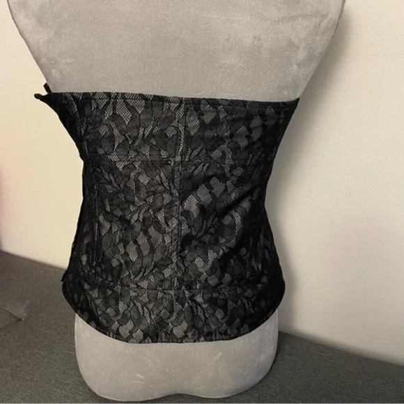 New Club Monaco Black Lace Strapless Bustier Top Size 0 - Picture 6 of 9
